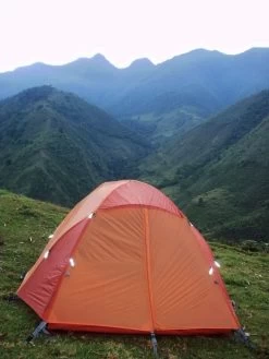 Marmot Thor 2P -Camping & Hiking Sale P7210036